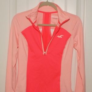 Hollister Sport Top / Medium / Used Once